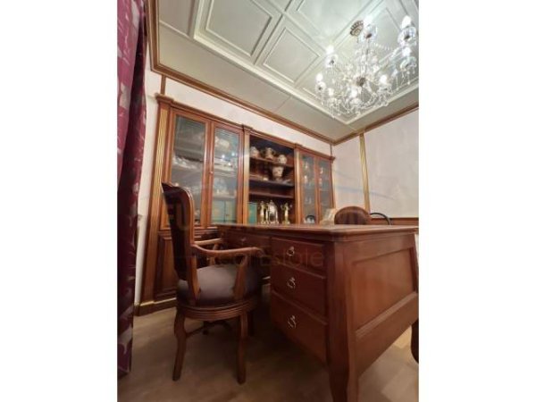 Tirane, shitet apartament Kati 6, 95 m² 250.000 Euro (Pazari i Ri, Rruga Hoxhe Vokri)