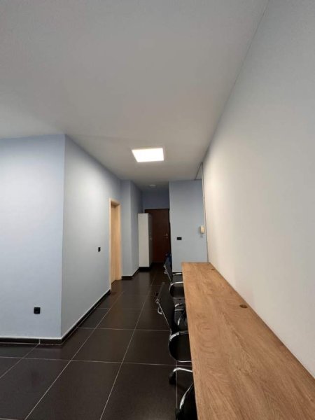 Tirane, jepet me qera zyre Kati 2, 120 m² 1.400 Euro (Bulevardi Gjergj Fishta, Tiranë)