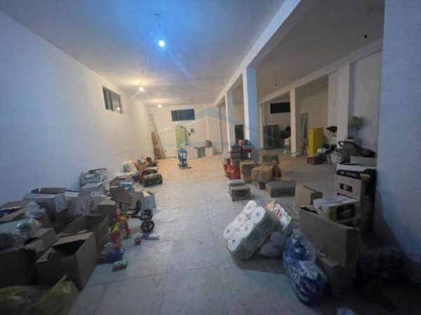 Durres, jepet me qera ambjent biznesi Kati 0, 477 m² 650 Euro (Shkozet, Durres)