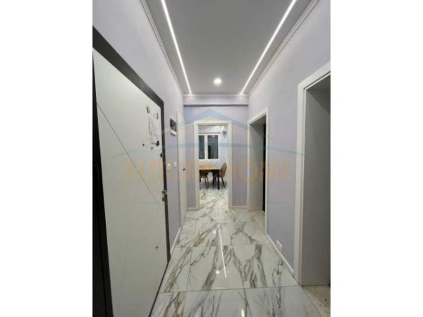 Tirane, jepet me qera apartament Kati 3, 100 m² 10.000 Euro (Ish blloku)