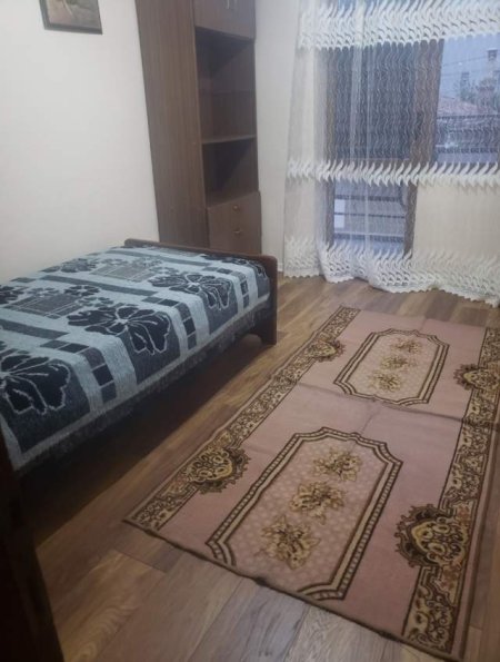 Korce, jepet me qera shtepi private 2+1+A+BLK 22.000 Lek