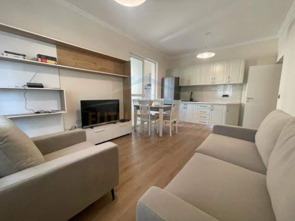 Tirane, shitet apartament Kati 3, 51 m² 105.000 Euro (Rruga e Barrikadave)