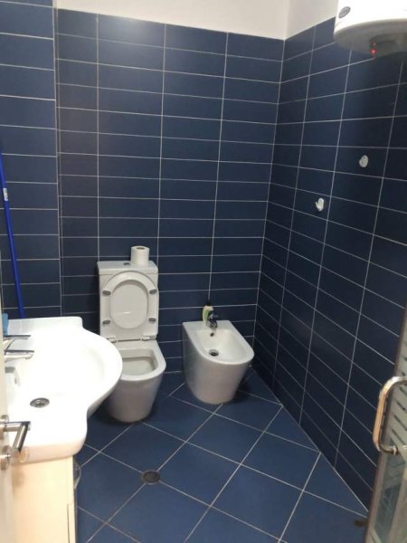 Jepet me qera apartamenti 2+1 500euro Qsut