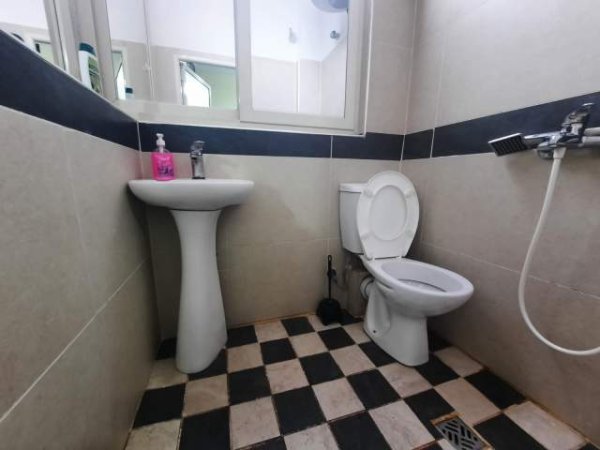 Tirane, jepet me qera garsonier Kati 2, 30 m² 320 Euro (5 Maji)