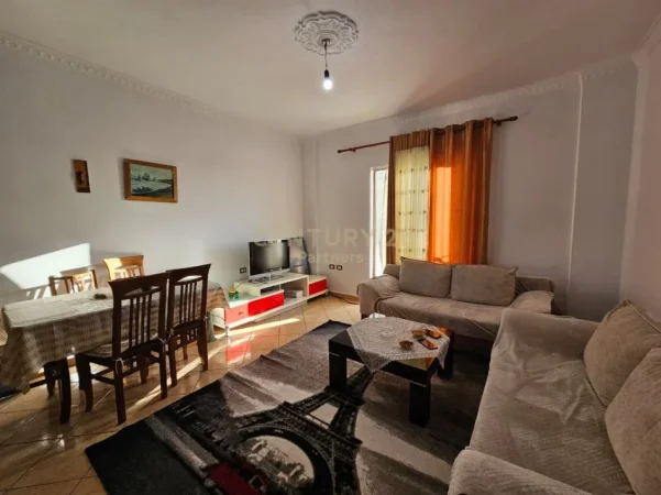 Tirane, shes apartament 1+1 Kati 2, 77 m² 127.000 € (Don Bosko)