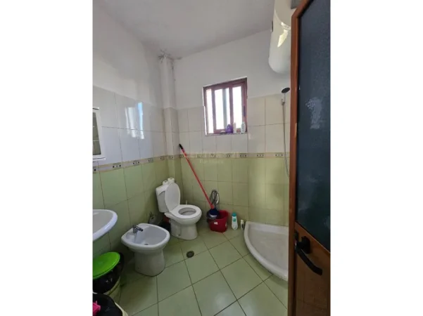 Tirane, shes apartament 1+1 Kati 2, 77 m² 127.000 € (Don Bosko)