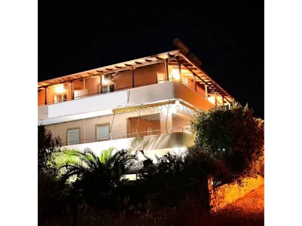 Sarande, shes hotel Kati 3, 1.224 m² 1.790.000 € (Kasil)