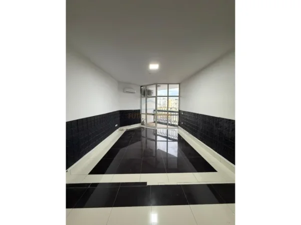 Tirane, shitet apartament 2+1 Kati 3, 104 m² 299.000 € (RRUGA E KAVAJES)