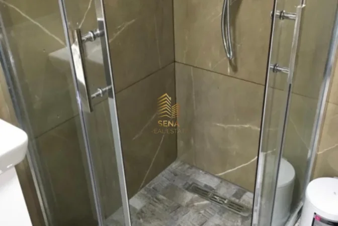 Tirane, jepet me qera apartament 1+1+Ballkon Kati 3, 50 m² 450 € (Spitali QSUT)