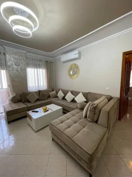 Tirane, jepet me qera apartament 2+1 Kati 6, 98 m² 750 € (RRUGA E KAVAJES)