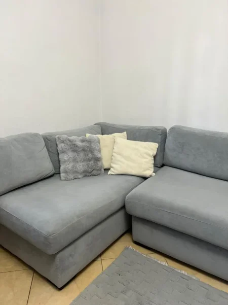 Tirane, jepet me qera apartament 1+1 Kati 3, 70 m² 350 € (Misto Mame)