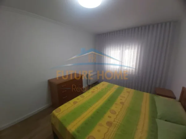 Tirane, jepet me qera apartament 2+1 Kati 3, 110 m² 800 € (Stadiumi Dinamo)