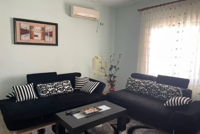Tirane, jepet me qera apartament 2+1+Ballkon Kati 2, 100 m² 400 € (Astir)