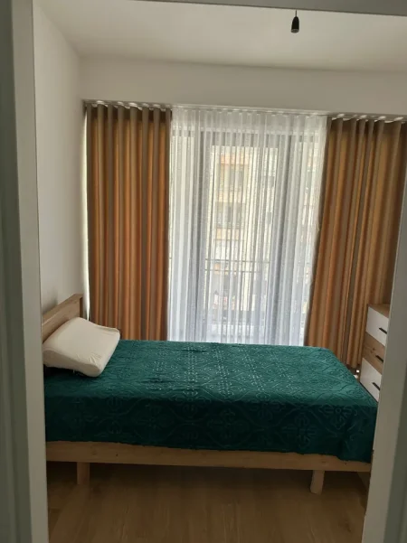 Tirane, jepet me qera apartament 2+1 Kati 4, 100 m² 600 € (URBAN GATE)