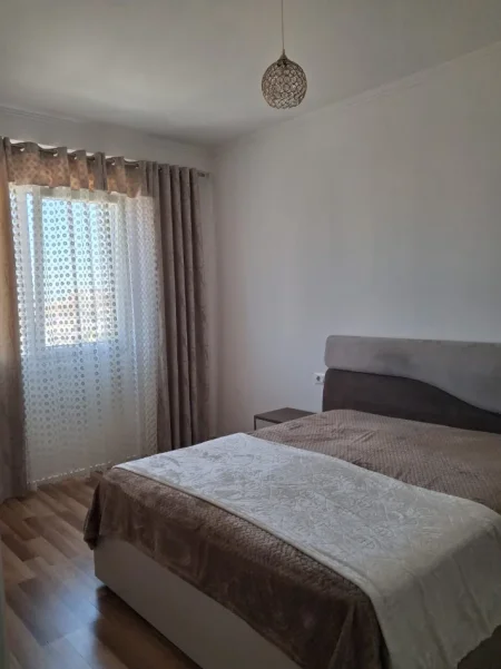 jepet me qera 1+1+Ballkon Kati 4, 70 m² 38.000 leke