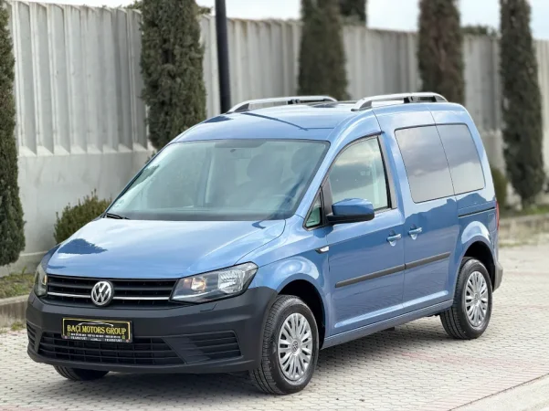 Durres, shitet makine VOLKSWAGEN CADDY 2.0 Nafte, blu e hapur automatik Klima