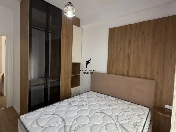 Tirane, jepet me qera apartament 1+1 Kati 6, 60 m² 450 € (ALI DEMI)
