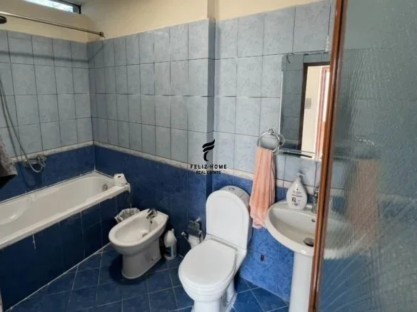 Tirane, jepet me qera apartament 2+1 Kati 1, 80 m² 400 € (RRUGA JORDAN MISJA)