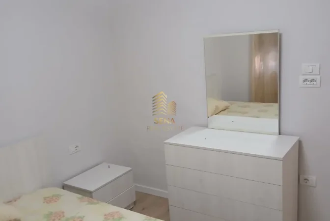 Tirane, jepet me qera apartament 1+1 Kati 2, 50 m² 400 € (Allias)