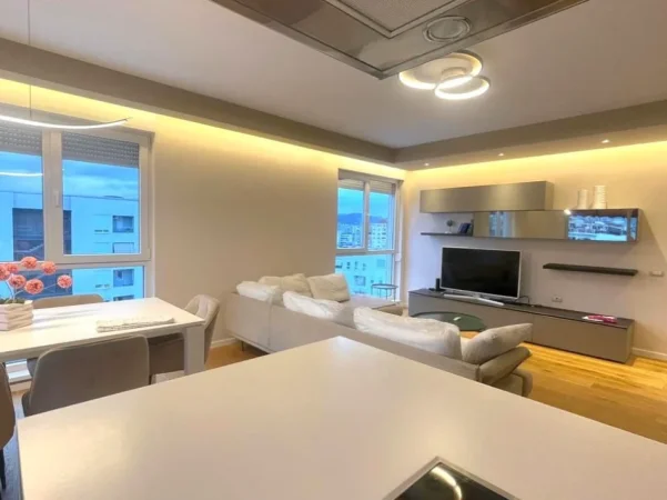 Tirane, shitet apartament+verande | Penthouse 3+1 , 138 m² (21 dhjetori)