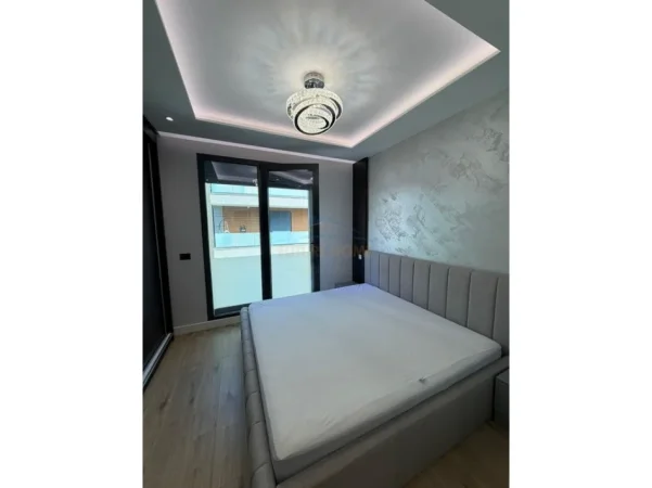 Tirane, shitet apartament 3+1+Ballkon+ 2 Poste Parkim,  Kati 2, 130 m² 495.000 € (Sofia Hill Residence, TEG)