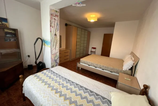 Tirane, shes apartament 2+1 Kati 1, 100 m² 222.000 € (Rruga Asim Vokshi)