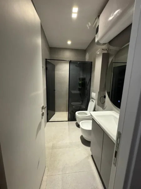 Me Qera : 2+1+2wc📍Shkolla e Bashkuar (Rruga e Dibres) - 65,000 Leke/muaj - S.80m² - Kt.0 || E Pabanuar me Pare - Akull e Re✨️