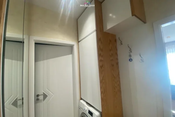 Tirane, jepet me qera apartament 1+1 Kati 9, 70 m² 680 € (21 dhjetori)