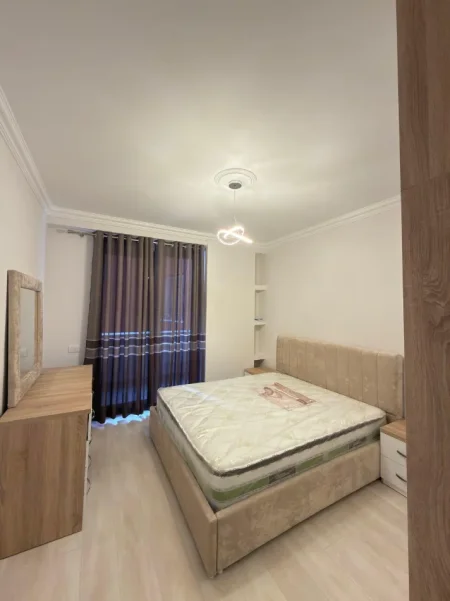 Tirane, jepet me qera apartament 2+1+Ballkon Kati 3, 96 m² 620 € (URBAN GATE ASTIR)
