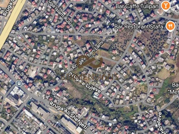 Tirane, jepet me qera apartament 2+1+Ballkon Kati 1, 450 € 