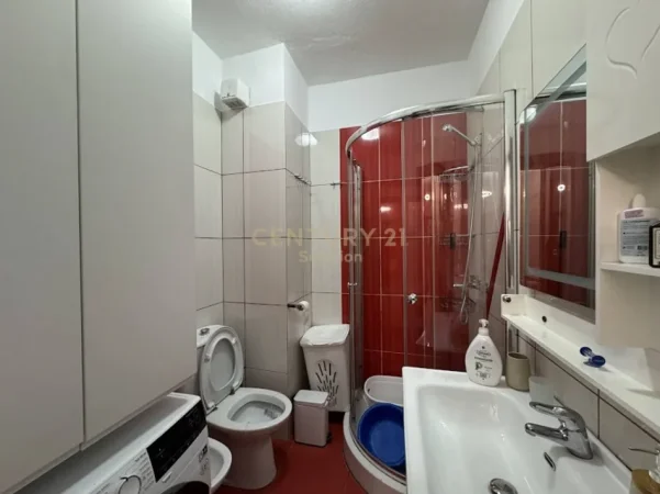Tirane, jepet me qera apartament 2+1 Kati 7, 105 m² 1.000 € (tirana e re)