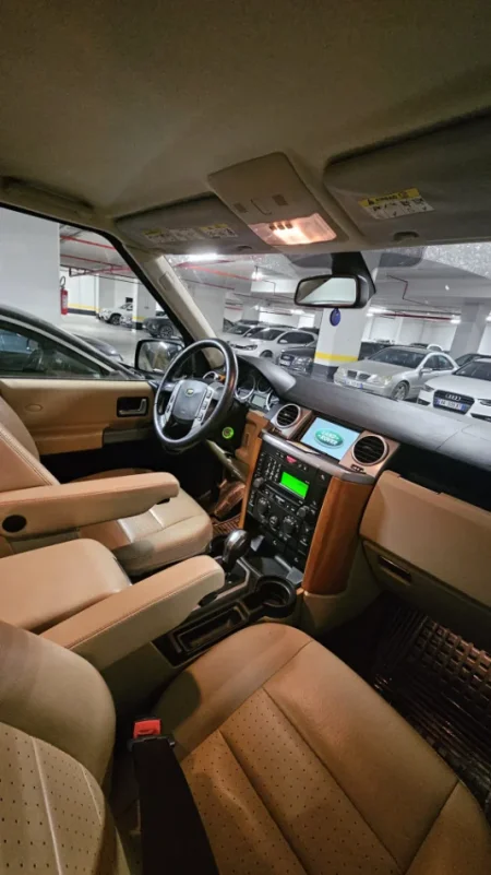 Tirane, shes makine Land Rover Discovery 3 Nafte, e zeze automatik Kondicioner 18.000 €
