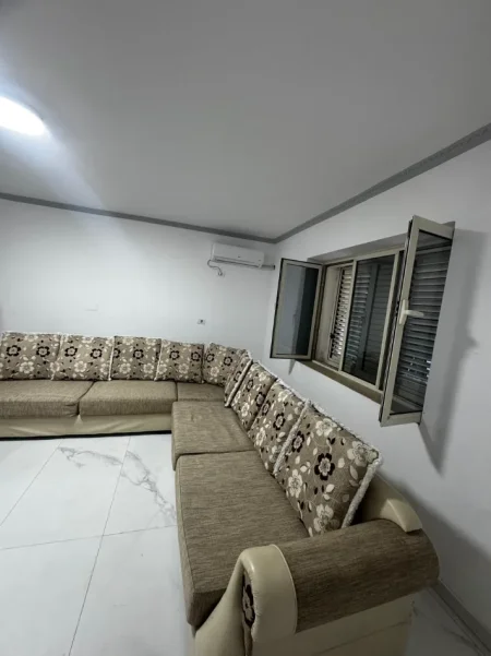 Tirane, shitet apartament 1+1 Kati 1, 105 m² 210.000 € 