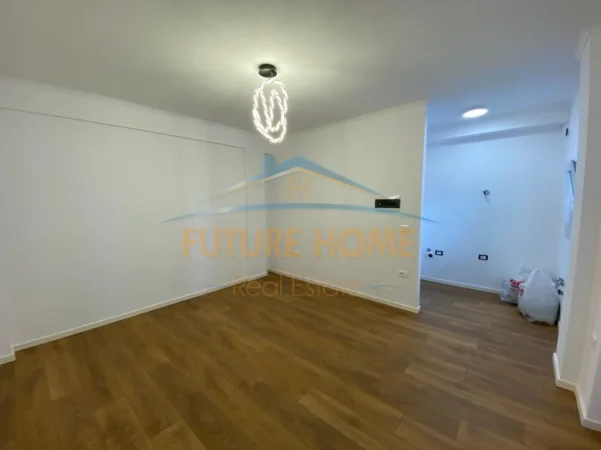 Tirane, shitet garsonier 1+1 Kati 1, 29 m² 80.000 € (Vasil Shanto)