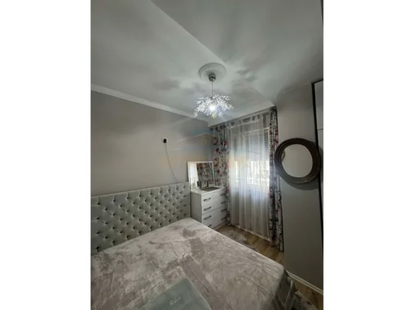 Tirane, jepet me qera apartament 1+1 Kati 4, 47 m² 400 € (ASTIR)