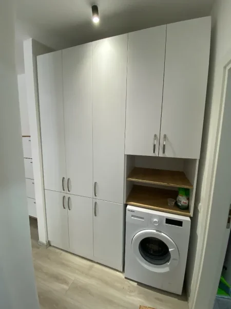 Tirane, jepet me qera apartament 1+1+Ballkon Kati 2, 50 m² 370 € (Selite)
