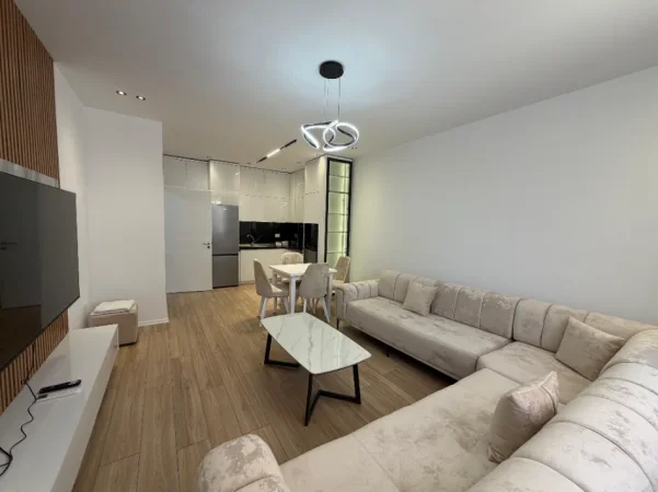 Shqiperi, jepet me qera apartament 1+1+Ballkon Kati 4, 68 m² 550 € (Rruga Sokrat Miho)