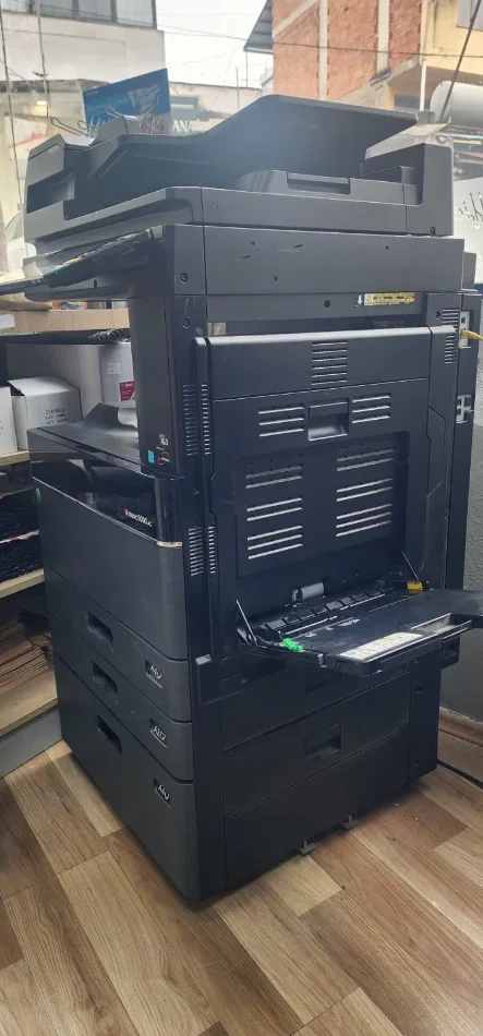 Tirane, shes dy fotokopje TOSHIBA 1.300 €