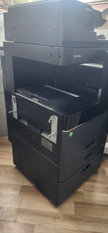 Tirane, shes dy fotokopje TOSHIBA 1.300 €