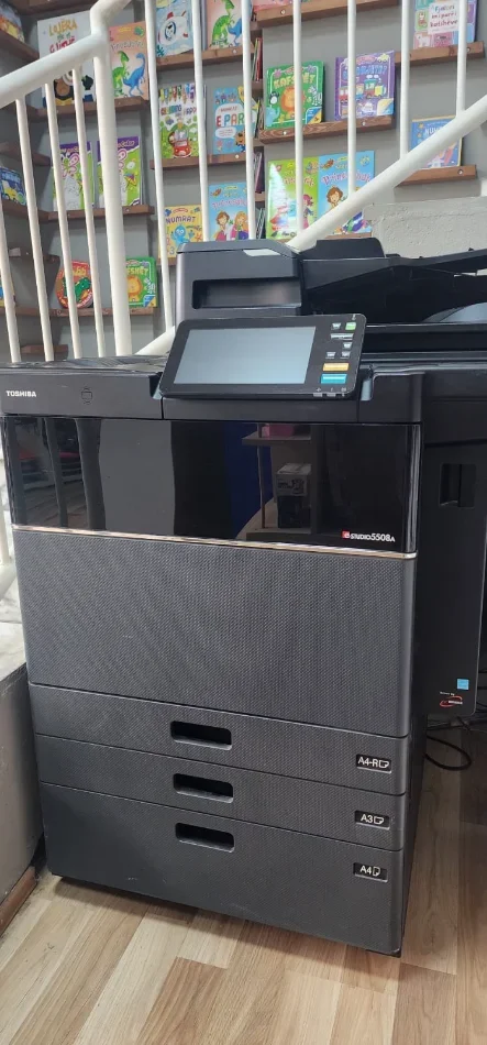 Tirane, shes dy fotokopje TOSHIBA 1.300 €