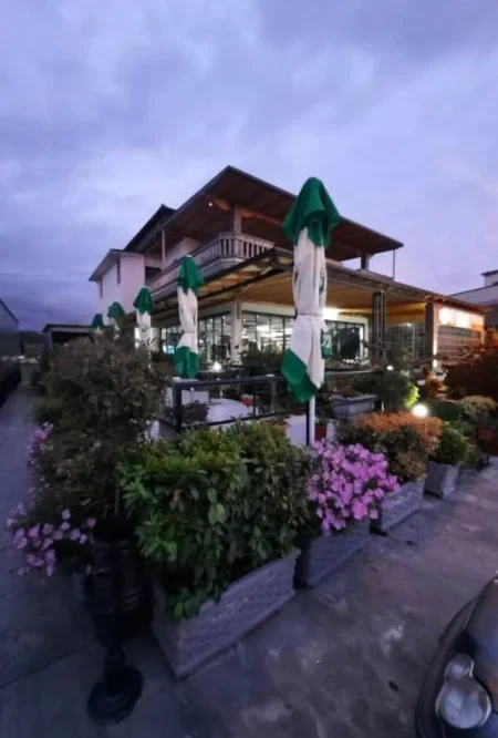 Tirane, shitet hotel Kati 2, 1.000 m² 800.000 € (vore e vjeter)