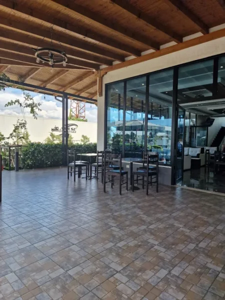 Tirane, shitet hotel Kati 2, 1.000 m² 800.000 € (vore e vjeter)