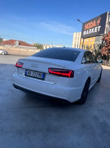 Tirane, shes makine Audi A6 2016 Full Nafte, e bardhë automatik Kondicioner 218.000 km 13.000 €