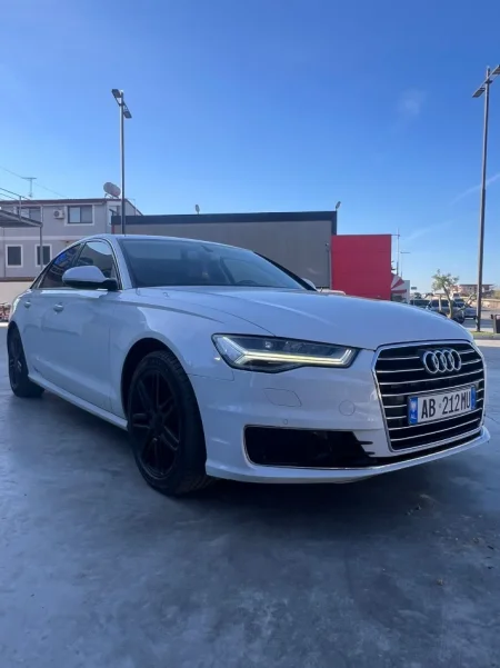 Tirane, shes makine Audi A6 2016 Full Nafte, e bardhë automatik Kondicioner 218.000 km 13.000 €