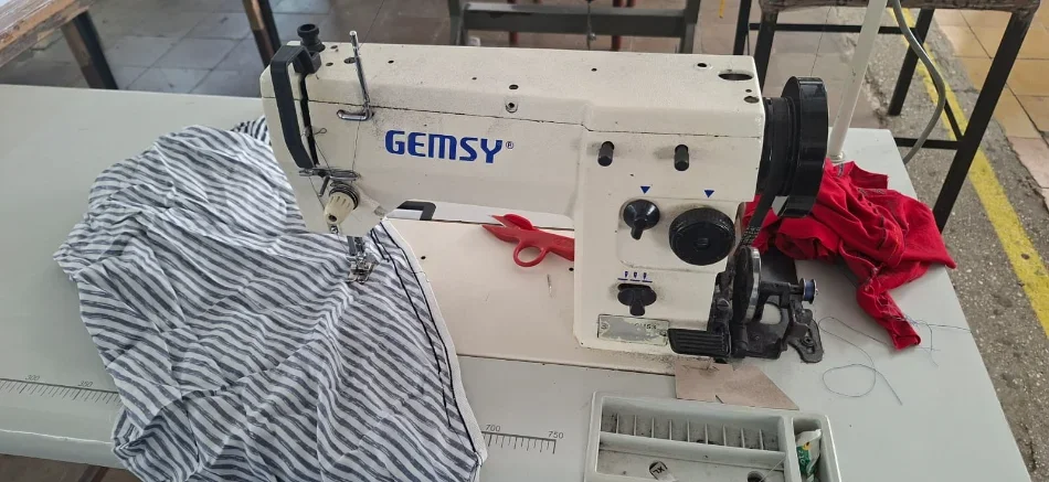 Gjirokaster, Shes Makina dhe linje rrobaqepesie