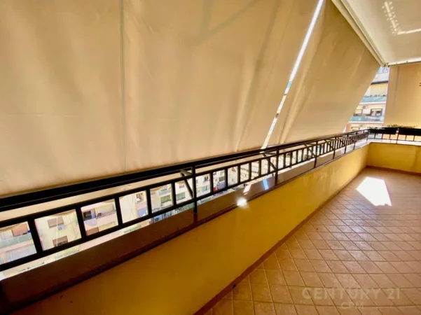 Tirane, shitet apartament 3+1 Kati 8, 200 m² 420.000 € 