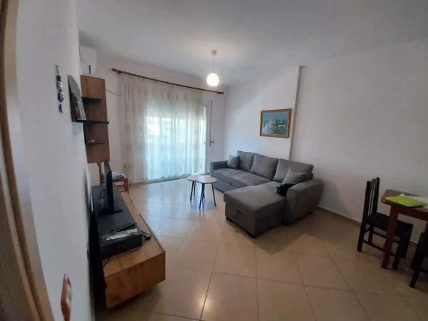 Tirane, jepet me qera apartament 1+1+Aneks+Ballkon Kati 2, 67 m² 420 € (Bulevardi Migjeni)