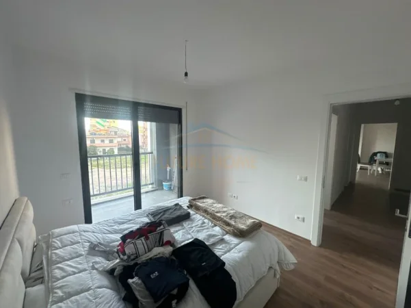Tirane, shitet apartament 2+1+Ballkon Kati 1, 105 m² 235.600 € (BULEVARDI I RI)