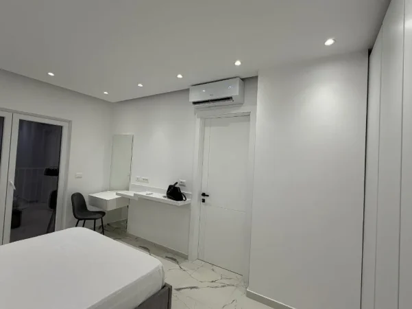 Tirane, jepet me qera apartament 1+1 Kati 3, 70 m² 750 € 