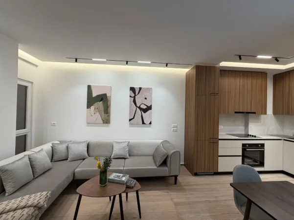 Tirane, jepet me qera apartament 1+1 Kati 6, 70 m² 700 € 